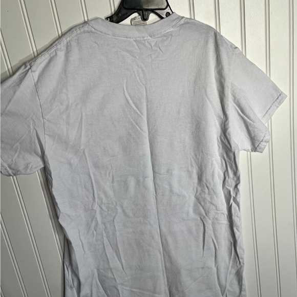 White tee - Picture 4 of 4